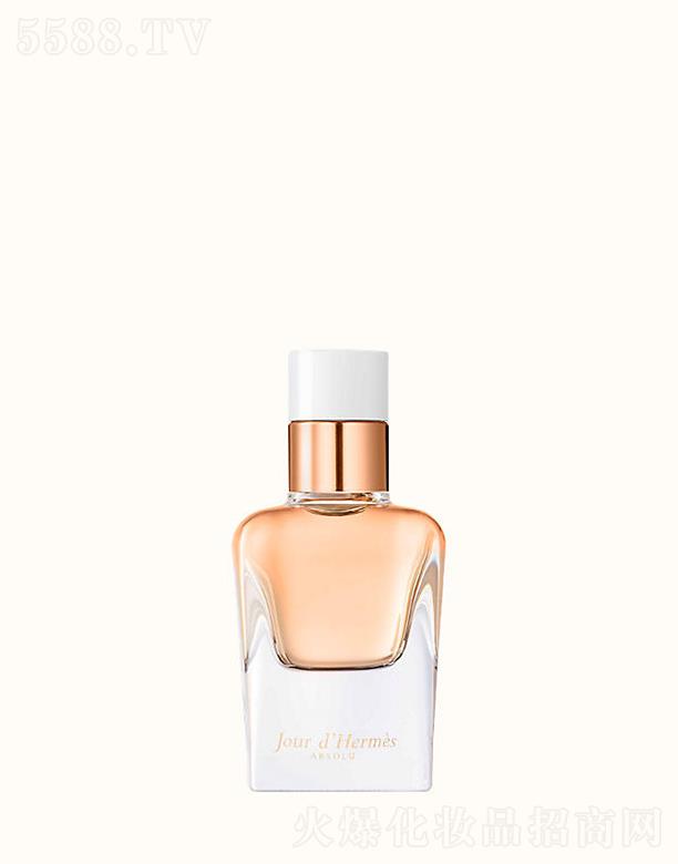 R(Ϻ)Q(mo)޹˾R֮⼃㵭㾫 30漃`ŷҷ