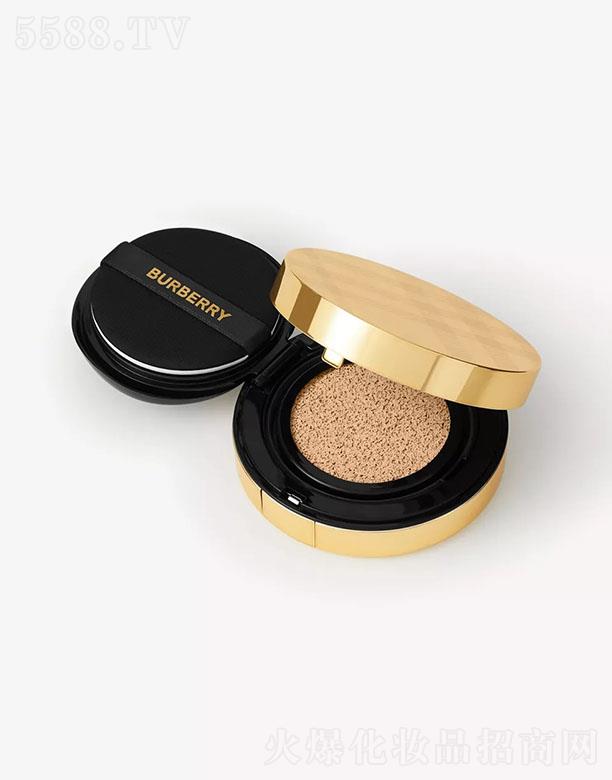 (Ϻ)Q(mo)޹˾̹⟨ʺ|۵Һ C ůɫ 10 ̖(ho) l(f)p