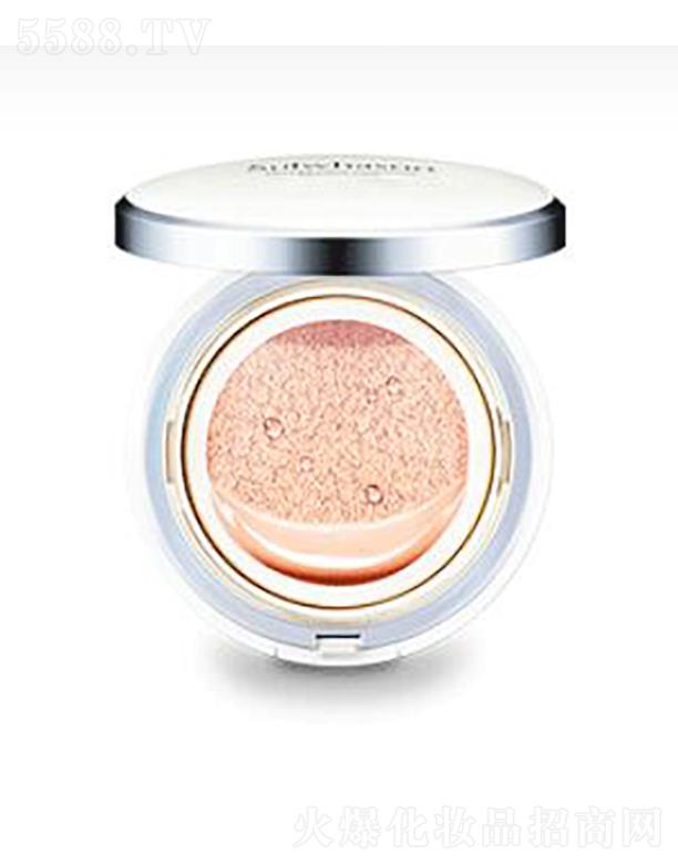 y(lin)AVݣ\(yn)I޹˾ѩך|۵Һ SPF30+ PA+++