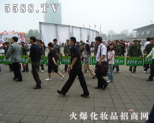 ϺI(y)[(hu)-j(lu)[^Ĵ