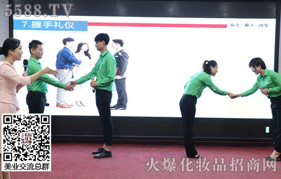 《細(xì)節(jié)決定成敗》 《細(xì)節(jié)決定成敗》