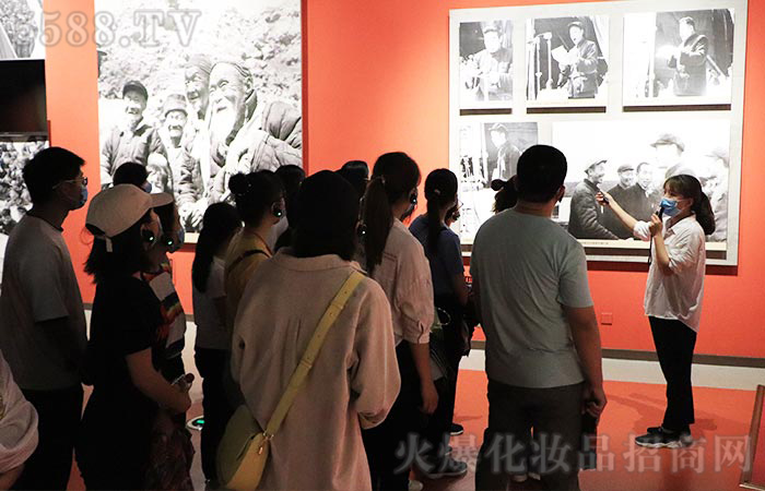 人工天河-紅旗渠