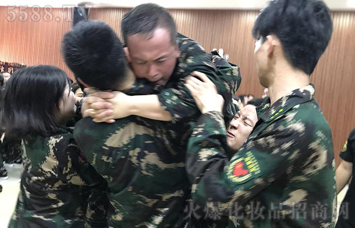 全力以赴，做更好的自己！