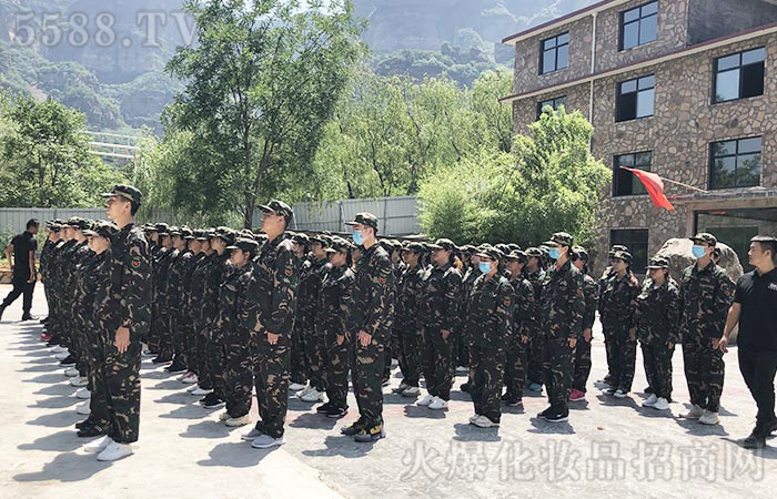 砥礪前行，沉淀自我