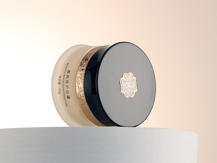 恒毅靚顏修護日霜 恒毅靚顏修護日霜