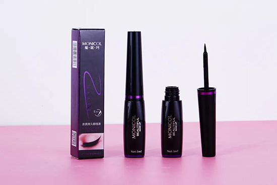 濃黑持久眼線液 濃黑持久眼線液