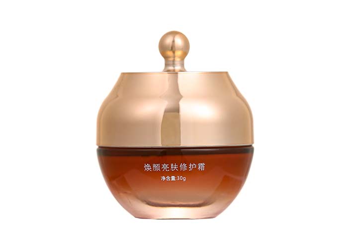 駱氏妃煥顏亮膚修護(hù)霜 駱氏妃煥顏亮膚修護(hù)霜