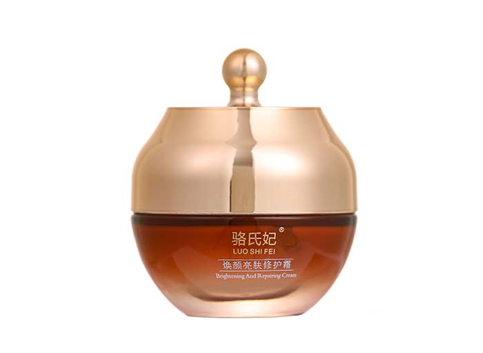駱氏妃煥顏亮膚修護(hù)霜 駱氏妃煥顏亮膚修護(hù)霜