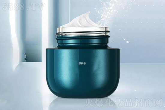 碧御妝水光防護(hù)眼霜 碧御妝水光防護(hù)眼霜