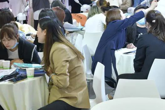 ɶI(y)[(hu)סжź