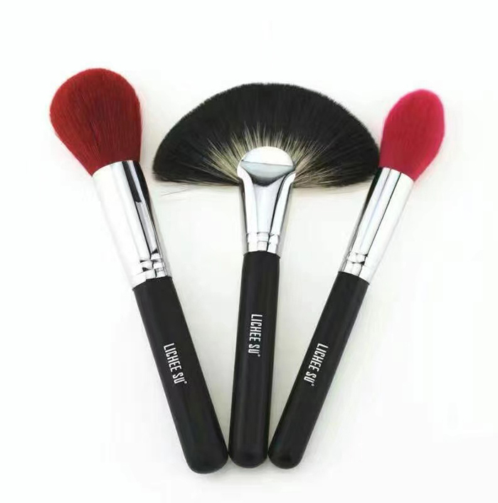 詳戀枝秀高級(jí)化妝套刷 戀枝秀高級(jí)化妝套刷