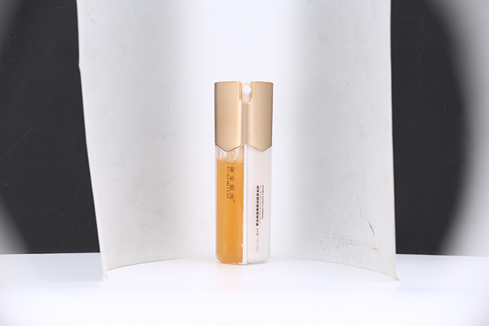 御家媚顏雙萃緊致抗皺煥新精華液 IMG_0028