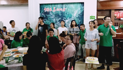 帶著甜蜜，帶著微笑，火爆人共同慶生！