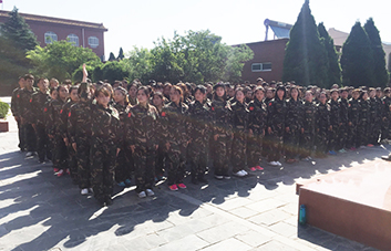 挑戰(zhàn)極限，向軍事標(biāo)準(zhǔn)看齊！