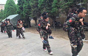 活在當(dāng)下，珍惜當(dāng)下，愛在當(dāng)下