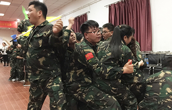 人生充滿著期待，夢想連接著未來。