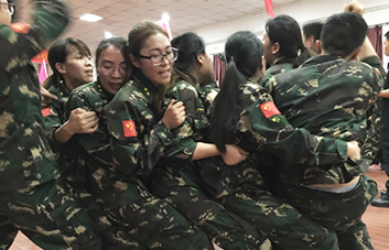 身體的疲憊，我們能夠堅持，只因為夢想和希望在前方！