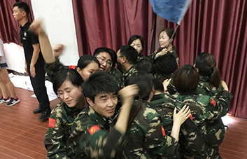 夢想因追求而精彩，個體因團隊而強大！