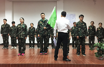 成王敗寇，再辣的青椒、再冷的冰水甘心承受！