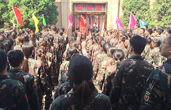 領(lǐng)導(dǎo)者是團隊的核心，一言一行都是表率！