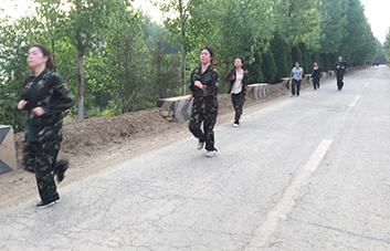 個人的力量再大也是小，團隊的力量再小也是大！