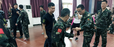 為榮譽，我們竭盡全力；為成功，我們奮爭秒息！