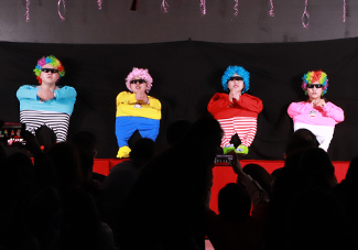 �ഺ��(chu��ng)�⡶С���衷����һ��high��