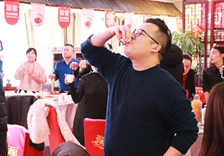 �𱬾W�ο��e��ף�����ل�(chu��ng)�x�ͣ�